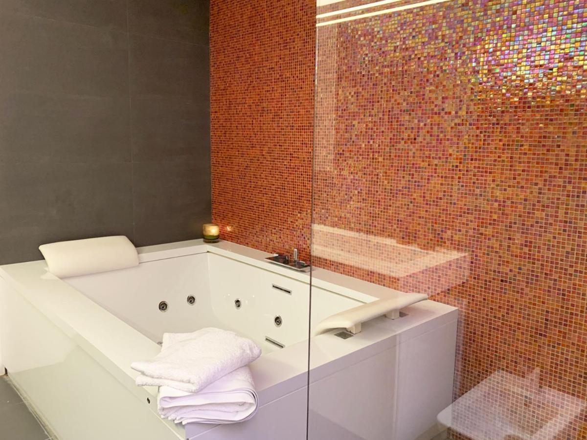 Arcasuite Tritone Luxury Řím Exteriér fotografie